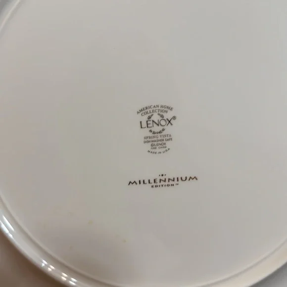 CLEARANCE Lenox Spring Vista Dinner Plate - Picture 4 of 4